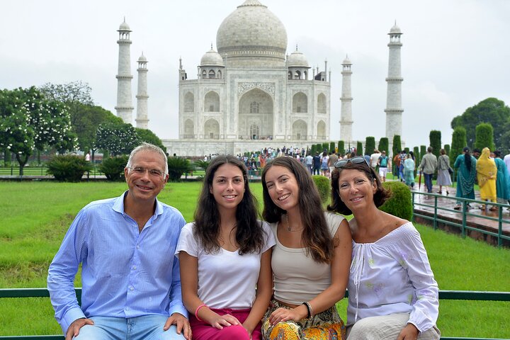 Guest Photo
